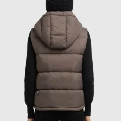 Khujo Westen Weste Eden Frauen Mokka -Khujo Verkaufsshop 0657f5bd5b2fda90f770de5d2f5ae068 scaled