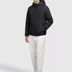 Khujo Übergangsjacken Übergangsjacke True Männer Schwarz -Khujo Verkaufsshop 1228ce2fd922b9d62d7ee9cd886c88e9 scaled