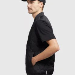 Khujo Westen Weste Liel Männer Schwarz -Khujo Verkaufsshop 1629d4b76d58b66ce716ed9942fec4af scaled