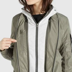 Khujo Winterjacken Winterjacke LARIFA Frauen Khaki -Khujo Verkaufsshop 2caf150c30d5af7b050c4dc2e86de6c9 scaled