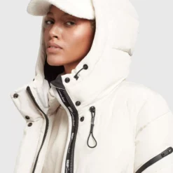 Khujo Wintermäntel Mantel Sonje 4 Frauen Offwhite -Khujo Verkaufsshop 32f928aba8a93a5643dc34a855a89754 scaled