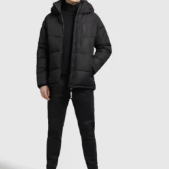 Khujo Winterjacken Jacke Croon Männer Schwarz -Khujo Verkaufsshop 3b6f40d13f55cb05de0080bc9a73a49b scaled
