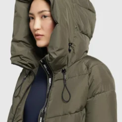 Khujo Winterjacken Jacke Esila Frauen Khaki -Khujo Verkaufsshop 41627c451d6c69bccc543e6530d39623 scaled