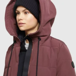 Khujo Wintermäntel Mantel Rugg Frauen Karminrot -Khujo Verkaufsshop 48b65ba427f68d032fb129ed16b269b4 scaled