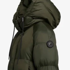 Khujo Wintermäntel Mantel Frauen Dunkelgrün -Khujo Verkaufsshop 65714ded7eb8acadda2ffe4b93bb0dd4 scaled