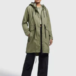 Khujo Jacken Parka Nanda Frauen Khaki -Khujo Verkaufsshop 66b2fd5e32c616b7d0be00761e2fdfcb scaled