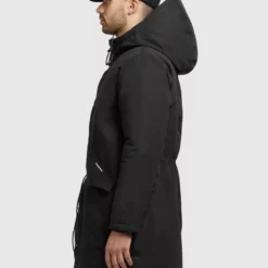 Khujo Parka Mantel Terra Männer Schwarz -Khujo Verkaufsshop 758233c53d81c699707650ca7f0d9db0 scaled