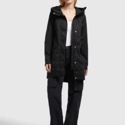 Khujo Jacken Parka Aira 3 Frauen Schwarz -Khujo Verkaufsshop 7cf8bbbef13062ddbd584604ccd8ec4f scaled