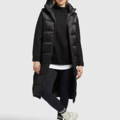 Khujo Westen Weste Tourin Frauen Schwarz -Khujo Verkaufsshop 7da51adc361a15804de69468a3bc6dc2 scaled