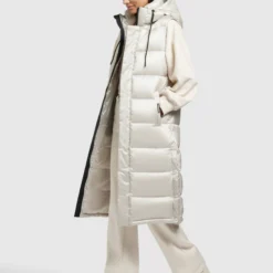 Khujo Westen Weste Tourin Frauen Perlweiß -Khujo Verkaufsshop 8cd704bfdb4f666cd1d02fa93c93400e scaled