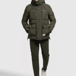 Khujo Winterjacken Winterjacke JEDI Männer Khaki -Khujo Verkaufsshop a736f3f37816be2ff544143d8cdd3c60 scaled