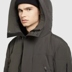 Khujo Winterjacken Jacke Fank Männer Dunkelgrün -Khujo Verkaufsshop b379fad2f61eeb604d2ff821493a46b7 scaled