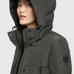 Khujo Wintermäntel Mantel Kleo Frauen Dunkelgrün -Khujo Verkaufsshop c4ea2c80ce6cc9e6389c84ff2791f5cc scaled