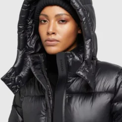 Khujo Winterjacken Jacke Valona Frauen Schwarz -Khujo Verkaufsshop caecf2620e3e6795d6dde214583b41e4 scaled