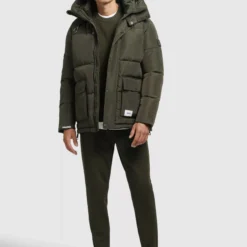Khujo Winterjacken Winterjacke JEDI Männer Khaki -Khujo Verkaufsshop ce951459e6bdb02831117ae2a5c562e9 scaled