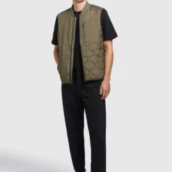 Khujo Westen Weste Liel Männer Oliv -Khujo Verkaufsshop e9873c7bb0f9a1e7abcf626eb8e940bc scaled