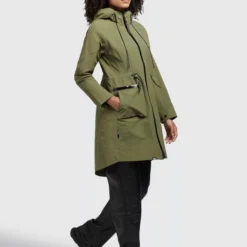 Khujo Parka Übergangsmantel Frauen Oliv -Khujo Verkaufsshop efbb40386e1f1940f67be3e79b73155b scaled