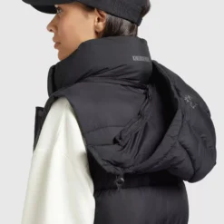 Khujo Westen Weste Magneta Frauen Schwarz -Khujo Verkaufsshop f938d782d1cca5011efc5bd3e3113cd5 scaled